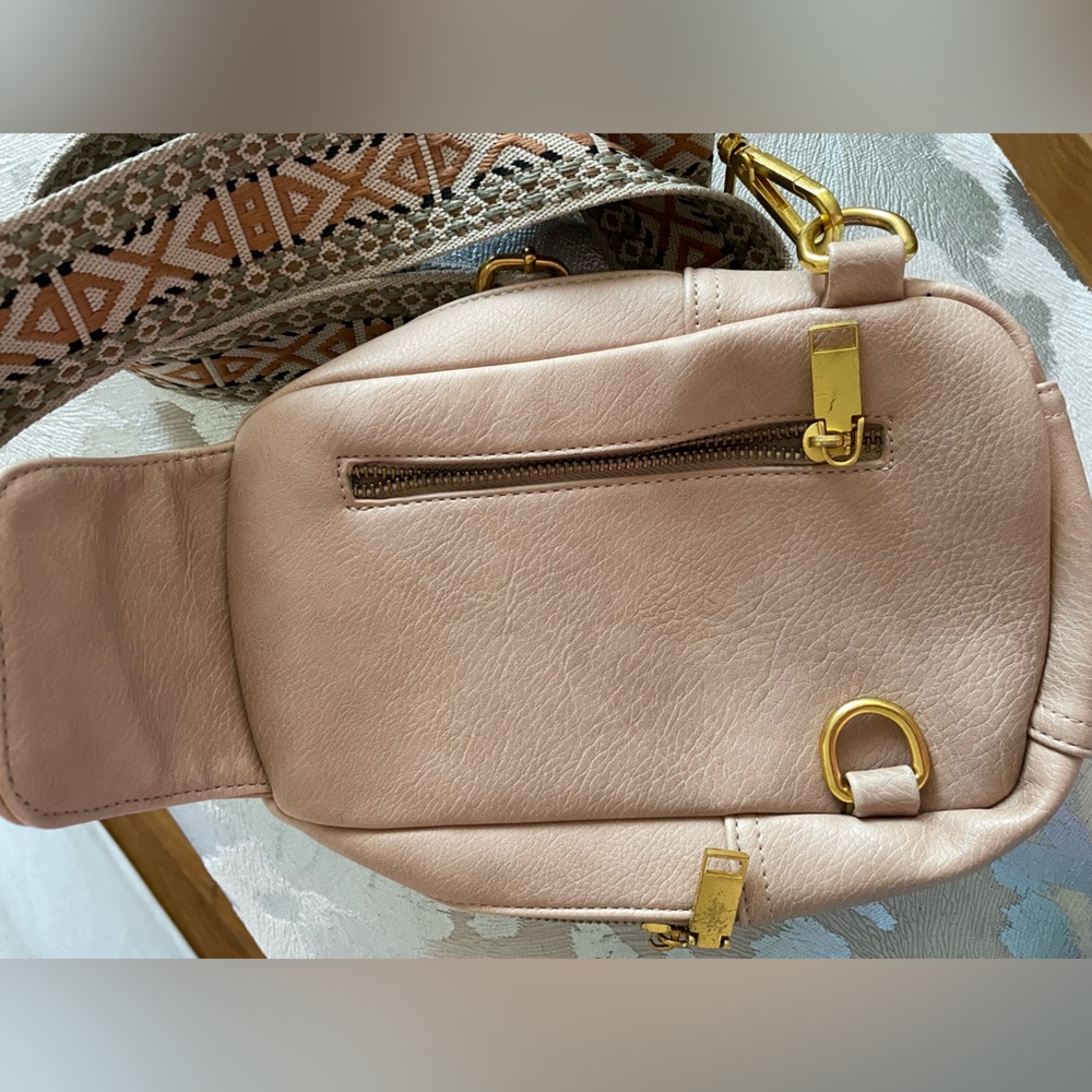 Urban origins Havana crossbody - Picture 3 of 4